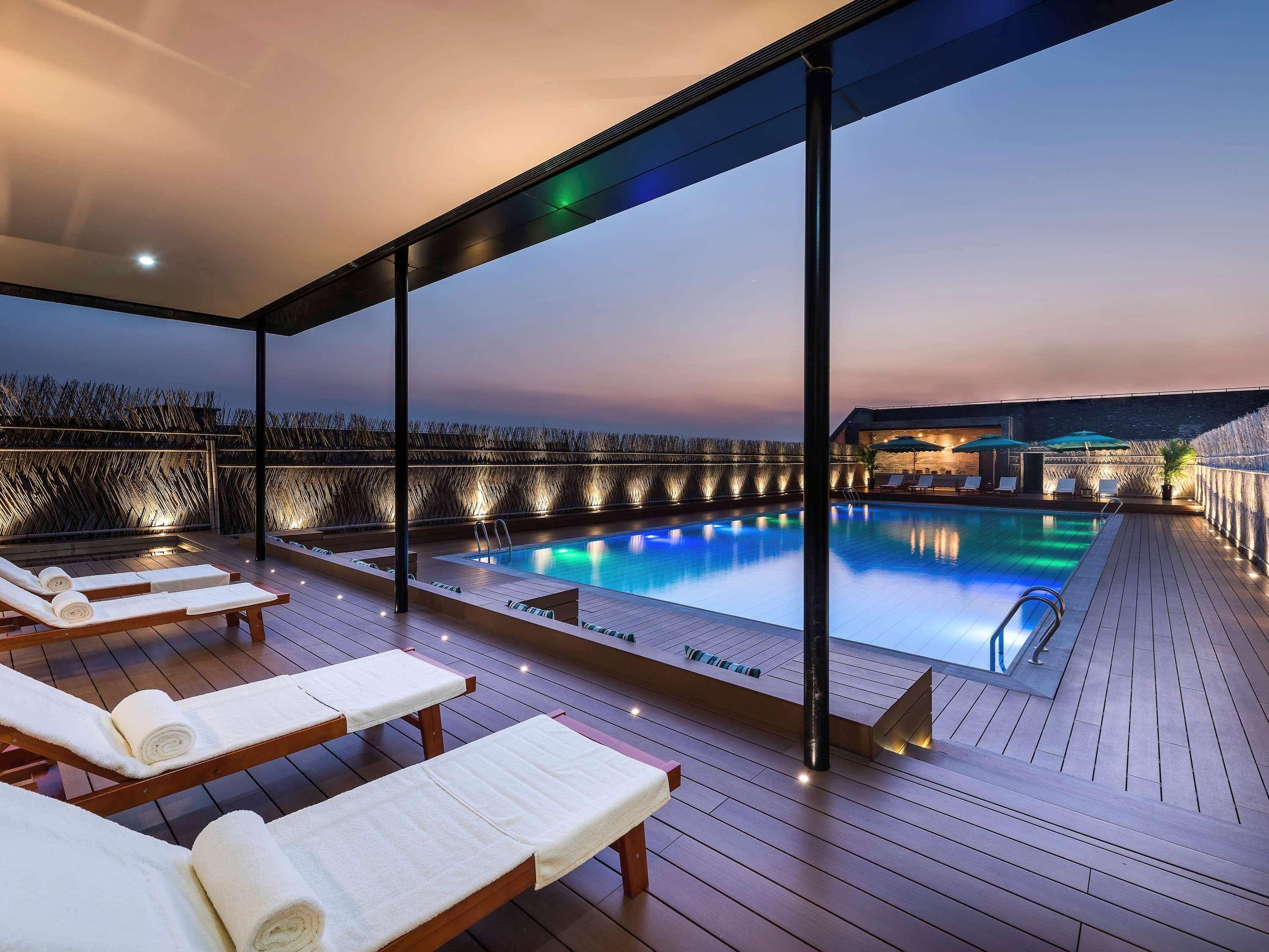 Novotel Shanghai Clover Dış mekan fotoğraf